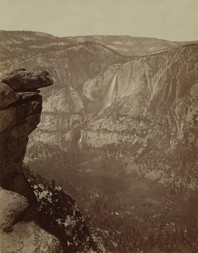 Wodospady Yosemite z Glacier Point, 1865-66, wydrukowane ca. 1875. autorstwa Carleton Emmons Watkins