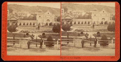 Plaza, Los Angeles autorstwa Carleton Watkins