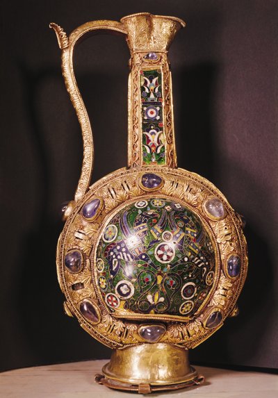 Dzbanek na wodę Karola Wielkiego (emalia złota i cloisonne) autorstwa Carolingian School