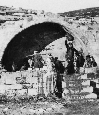 Fontanna Dziewicy, Nazaret, Palestyna, c1927-c1931 autorstwa Cavanders Ltd