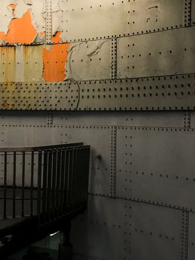 Skład - Metro, 2019 (zdjęcie) autorstwa Cécile Jamet