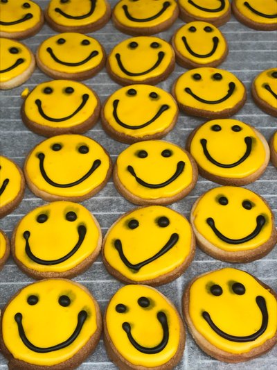 Skład - Smiley, 2019 (zdjęcie ilustracyjne) autorstwa Cécile Jamet