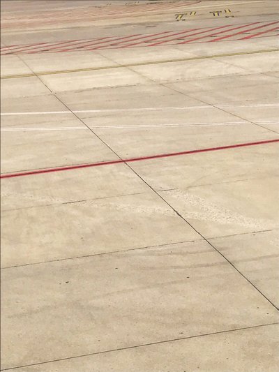 Kompozycja - Tarmac, 2019 (zdjęcie) autorstwa Cécile Jamet
