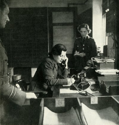 Pomieszczenie Wywiadu Stacji, ok. 1943. autorstwa Cecil Beaton