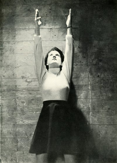 P.T. Instruktor, ok. 1943. autorstwa Cecil Beaton