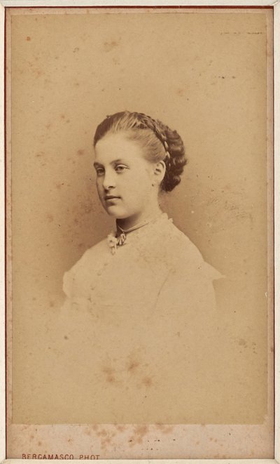 Olga Constantinovna de Russie - Portret wielkiej księżnej Olgi Constantinovna Rosji (1851-1926) par Bergamasco, Charles (Karl) (1830-1896). Fotografia autorstwa Charles Bergamasco