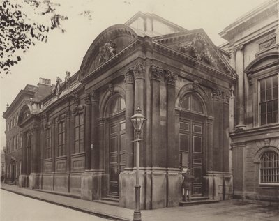 Urząd Hrabstwa, Northampton autorstwa Charles Latham