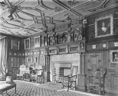 Salon autorstwa Charles Latham