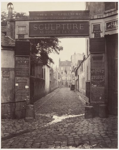 Dziedziniec Saint-Guillaume autorstwa Charles Marville