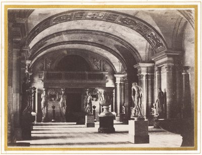 Sala Kariatyd w Muzeum Luwru autorstwa Charles Marville
