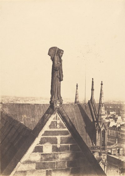[Anioł Zmartwychwstania na dachu katedry Notre-Dame w Paryżu] autorstwa Charles Nègre