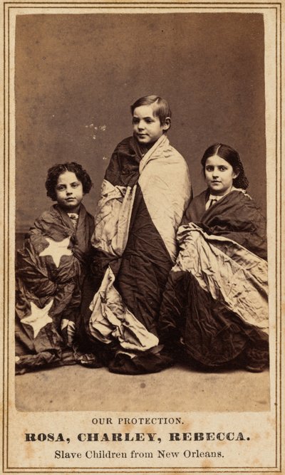 Nasza ochrona. Rosa, Charley, Rebecca. Niewolnicze dzieci z Nowego Orleanu, 1864 (zdjęcie) autorstwa Charles Paxson
