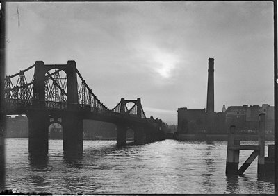 Lambeth Bridge, Westminster, Greater London Authority, 1920-1927. autorstwa Charles William Prickett