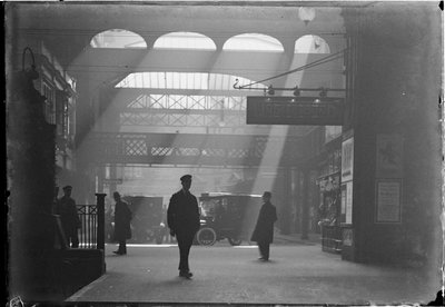 Stacja Liverpool Street, Liverpool Street, City of London, Greater London Authority, c1932. autorstwa Charles William Prickett