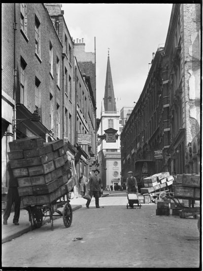 St Mary at Hill, City and County of the City of London, Greater London Authority, lata 30. XX wieku. autorstwa Charles William Prickett