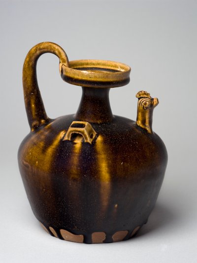 Hu z dekoracją głowy kurczaka, Eastern Jin, 317-420 (naczynie glazurowane) autorstwa Chinese School