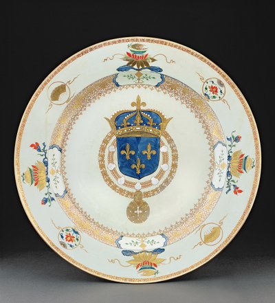 Duży ładownik herbowy z herbem króla Francji, ok. 1730 (porcelana) autorstwa Chinese School