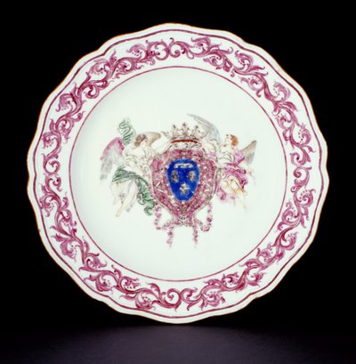 Talerz obiadowy Rose Famille z herbem Francji, okres Qianlong (1736-95) c.1765 (porcelana) autorstwa Chinese School