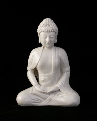 Siedzący Budda, prowincja Fujian, dynastia Ming lub Qing (ceramika) autorstwa Chinese School