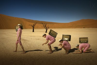Podróżnik z Desert Radio autorstwa Christine von Diepenbroek