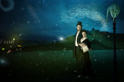Surrealistyczna para i ośmiornica autorstwa Christine von Diepenbroek
