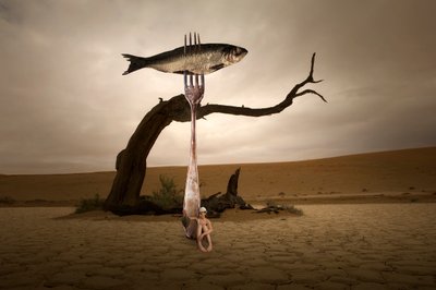 Surrealistyczna ryba z pustyni autorstwa Christine von Diepenbroek