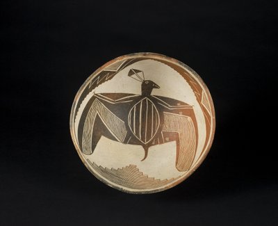Misa z malowanymi motywami, ok. 1060-1110 (ceramika z pigmentem) autorstwa Culture Mimbres