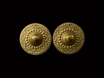 Para stożkowych ozdób do uszu, 800-1500 AD (złoto) autorstwa Culture Nariño