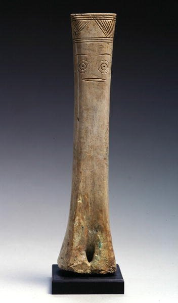 Rzeźbiona figura, wczesna epoka brązu, 2700-1900 pne (kość) autorstwa Cypriot Cypriot