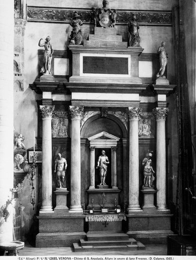 Ołtarz architektoniczny ku czci Iano Fregoso, ok.1565 (marmur) autorstwa Danese Cattaneo