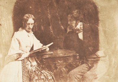 Para siedząca, czytająca kobieta, 1843-47. Twórcy: David Octavius Hill, Robert Adamson, Hill & Adamson. autorstwa Hill and Adamson