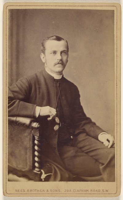 [Niezidentyfikowany mężczyzna z wąsami, siedzący]. autorstwa David Rees and Brother and Son