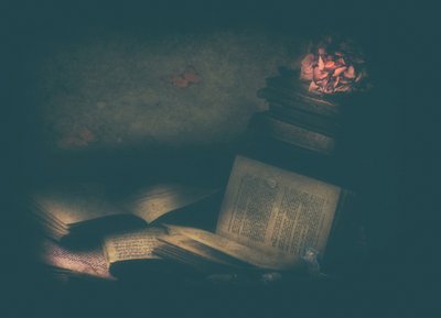 Zaczarowane podręczniki autorstwa Delphine Devos
