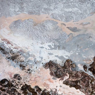 Streszczenie publikacji „Mineral Flow” autorstwa Denise Quah