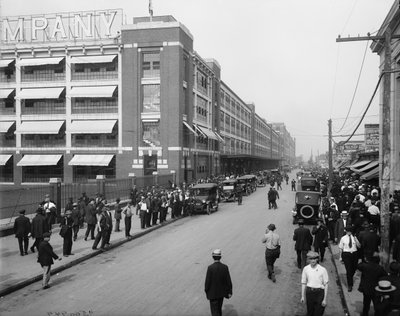 Zmiana o czwartej, Ford Motor Company, Detroit autorstwa Detroit Publishing Co.