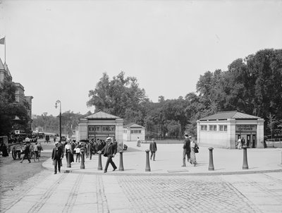 Wejście i wyjście z metra, Boston Common, Boston, Massachusetts, USA, ok. 1900 autorstwa Detroit Publishing Co.