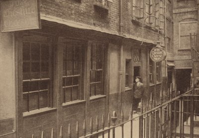 Ye Olde Cheshire Cheese Pub (zdjęcie czarno-białe) autorstwa Donald McLeish