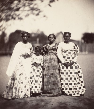 Kobiety z Betsimisaraki, Madagaskar, 1863. autorstwa Désiré Charnay