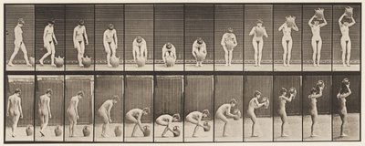 Talerz 224. Pochylanie i podnoszenie słoika z wodą do głowy autorstwa Eadweard Muybridge