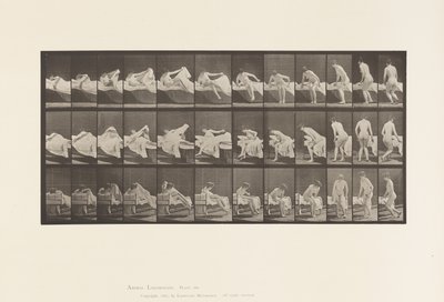 Płyta 264. Wstawanie z łóżka i przygotowywanie się do klękania autorstwa Eadweard Muybridge