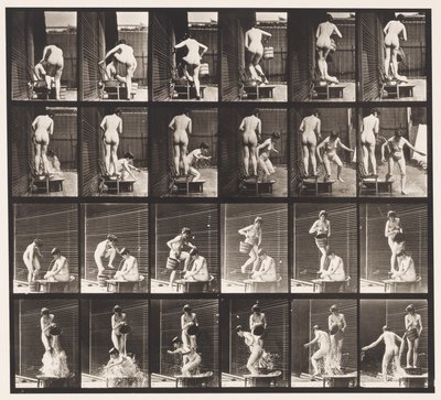 Tabliczka 407. Dwa modele, 8 wiader do nalewania wody powyżej 1 autorstwa Eadweard Muybridge