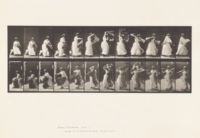 Płyta 424.WC; Wstając z krzesła i przywdziewając szal, 1885 autorstwa Eadweard Muybridge