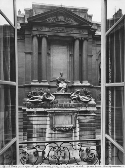 Widok Fontanny Czterech Pór Roku, część środkowa, rue de Grenelle, 1739-46 (szczegół) (patrz też 346094, 346095, 346096, 346097) autorstwa Edmé Bouchardon
