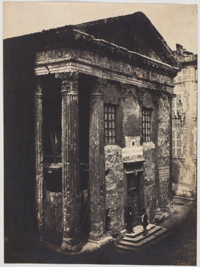 Fasada, Świątynia Augusta i Liwii, Vienne, 1851. autorstwa Édouard Baldus