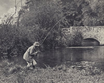 Poniżej mostu Leverton (zdjęcie czarno-białe) autorstwa Edward Alfred Barton