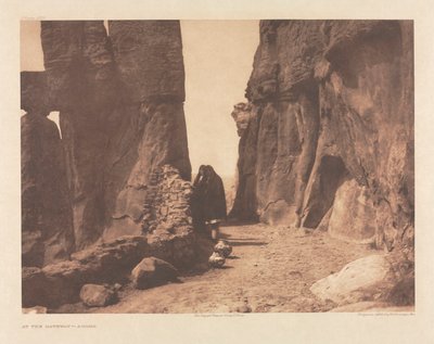 Portfolio XVI, płyta 569: Przy bramie - Acoma autorstwa Edward S. Curtis