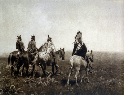 Indyjski wojownik ( Apsaroke ) jadący po równinie autorstwa Edward Sheriff Curtis