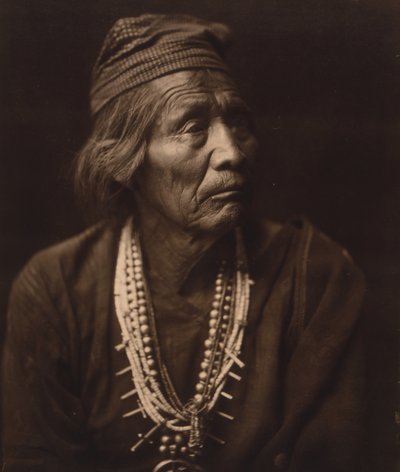 Nesjaja Hatli - Navaho 1904 (zdjęcie) autorstwa Edward Sheriff Curtis