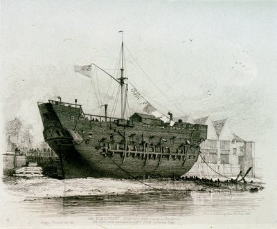 Statek skazańców "Discovery" (leżący w Deptford), statek, który towarzyszył kapitanowi Cookowi w jego ostatniej podróży. autorstwa Edward William Cooke