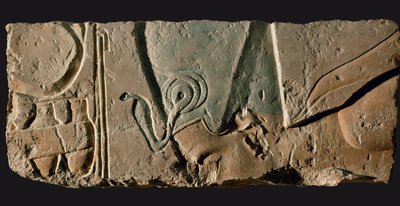 Amenophis IV Akhnaton adorujący słońce (wapienna płaskorzeźba) autorstwa Egyptian 18th Dynasty